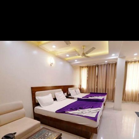 Hotel Le Mem Delhi Zewnętrze zdjęcie